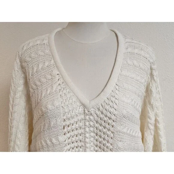 Women's CAbi #5803 Cream Fringe Fiesta Poncho Sweater Top Small EXCELLENT!! - Picture 4 of 12